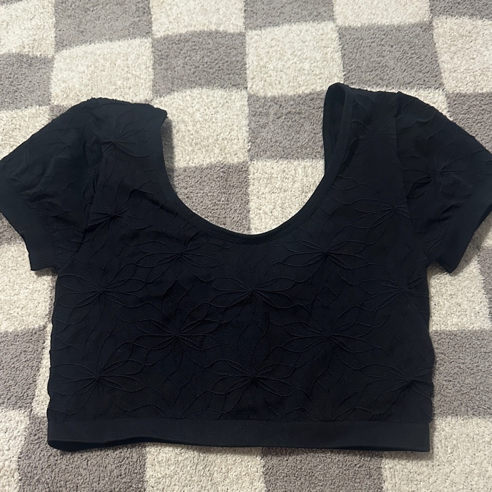 American Eagle Outfitters Black Floral Crop Top
